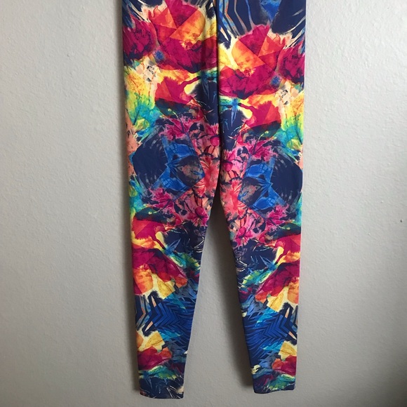 8 Pair of Colorful Full-Length, High Quality Leggings, Made in Brazil. - Picture 3 of 5